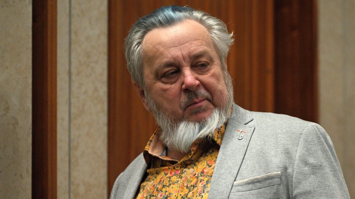 Nejdřív film, pak koncert. Sobotní večer v televizi patří Michalu Pavlíčkovi